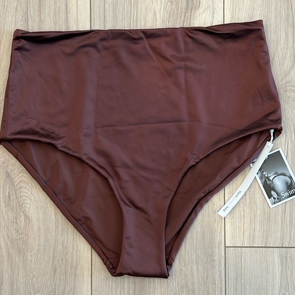 FORM AND FOLD The Rise Syrup Sheen Bottom - Picture 5 of 10